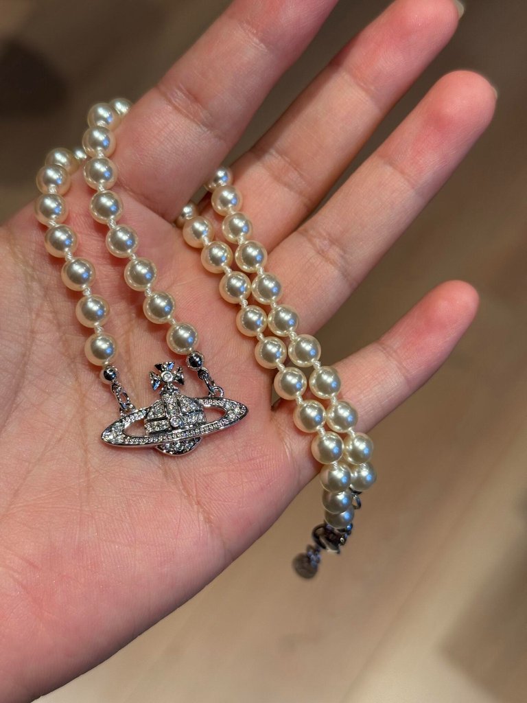 Vivienne Westwood Mini Bas Relief Pearl Choker Necklace 125$